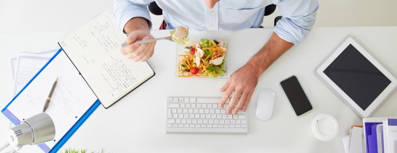 Isolamento Social Durante as Refeições Ligadas ao Aumento do Risco de Prediabetes