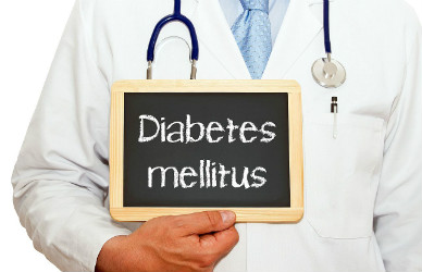Maior HbA1c, Injeções Diárias de Insulina Aumentam o Risco de Cetoacidose Diabética
